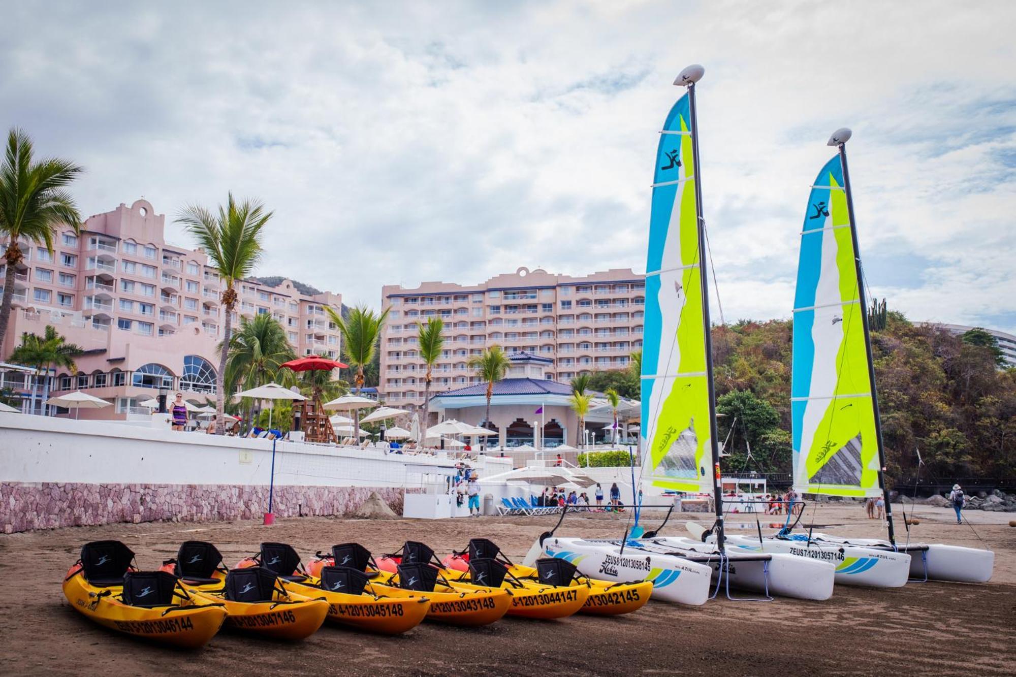 Azul Ixtapa All Inclusive Resort Exterior foto